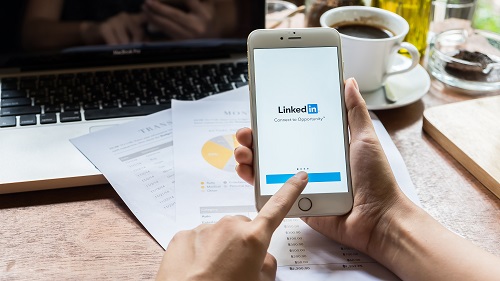 For Advice On Marketing With LinkedIn, Contact A Reliable SEO Company
